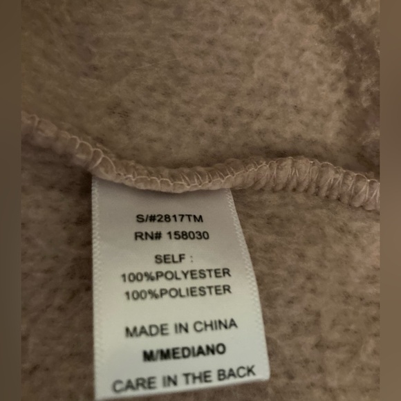 NWT Love Tree pink cropped fleece 1/4 zip, women’s size medium, very soft - Picture 5 of 8